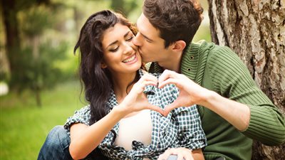 «من غير كسوف» أمور تفعليها مع زوجك لعلاقة حميمة مُشتعلة وناجحة دائمًا