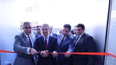 وزير الاتصالات يفتتح مكاتب بريد «قلهانة وطامية والجون» في الفيوم بعد تطويرها