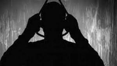 بعد انفصاله عن زوجته شعر أن الحياة لا طعم لها فانتحر شنقًا 