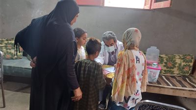 قوافل المجلس القومي للمرأة الطبية تصل أسيوط.. «تستهدف الرجال والسيدات والأطفال»