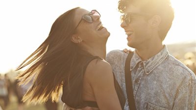 «أنا مش مُزة».. استطلاع يكشف رأي البنات في أشهر كلمات الغزل