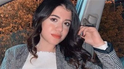 شاهد بالفيديو| لحظة الاعتداء على نيرة أشرف بسكين وسط المارة