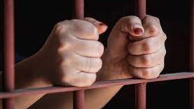 صدمتها بسيارتها وسرقتها.. الحقيقة في واقعة تخدير مُدرسة بالبحيرة