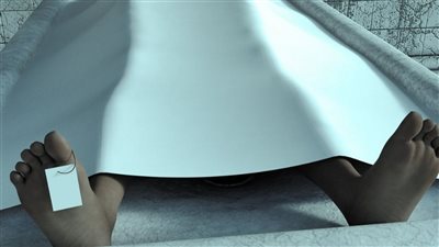 هل يجوز للرجل أن يغسِّل أُمَّه المتوفاة؟ «الإفتاء» تُجيب