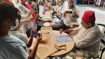 ورشة للأطفال عن صناعة ورق البردي بالمتحف القومي للحضارة المصرية