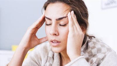 علاجات طبيعية للتخلص من الصداع في دقائق.. «منشفة باردة على الرأس»