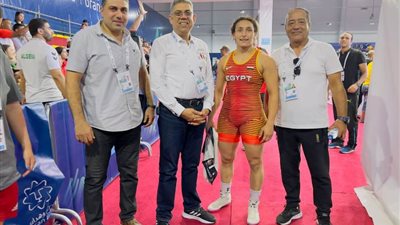 سمر حمزة تحصد برونزية المصارعة لوزن 76 كيلو جرام بألعاب البحر المتوسط