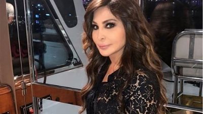 باللافندر القصير.. إطلالة رقيقة لـ إليسا في أخر ظهور| صور