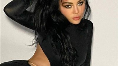 «تبرير مواقف».. من تقصد هيفاء وهبي برسالتها الغامضة؟| صور