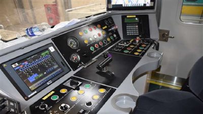 «هند وسوزان» نجاح أول سيدتين في قيادة مترو الأنفاق 