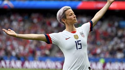 مسيرة حافلة لـ«ميجان رابينو» أول لاعبة تحصل على وسام الحريات الأمريكي