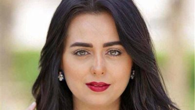 هبة مجدي تتألق بإطلالة هادئة.. صور 