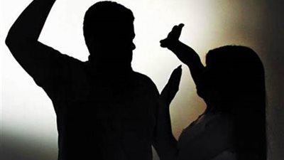 «زوجي عصبي بيضربني وبيكسر البيت» والتعليقات: «الطلاق هو الحل»