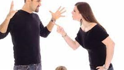 بعد زواج 9 أشهر.. رجل في إنذار الطاعة: «زوجتي تعامل أمي كخادمة»