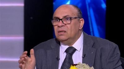 مبروك عطية يوضح النهي الثالث في القرآن «ولا تكونوا أول كافر به».. فيديو