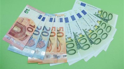 أسعار العملات العربية والأجنبية اليوم الأحد في البنوك ومحلات الصرافة