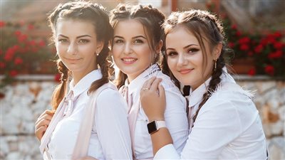 مشاكل البنات في سن العشرين.. فيديو جراف 