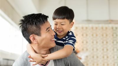 عيد ميلاد الملك في تايلاند وآباء الحرب بالصين.. كيف تحتفل آسيا بعطلة عيد الأب؟