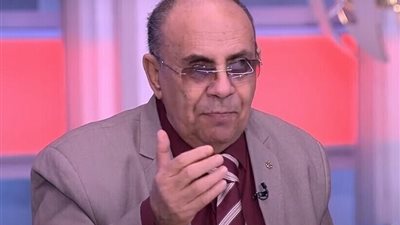 «تلك حدود الله فلا تقربوها».. مبروك عطية يفسر النهي القرآني الخامس عشر