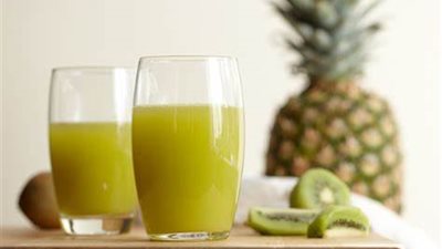 في أيام الصيف الحارة.. طريقة عمل «عصير الفاكهة الاستوائية» المُنعش