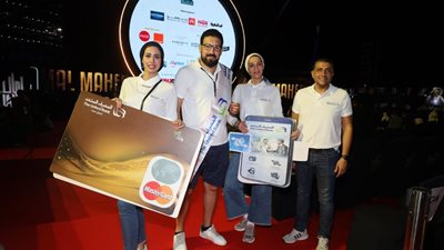 10 أسباب جعلت بطاقة 