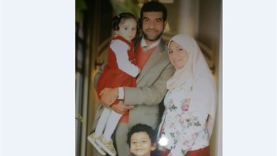 من دبلوم لـ ماجستير ودكتوراه.. زوجة قروية تقهر الظروف وتكشف عن 