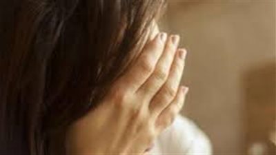 خلعت زوجي لعمله في ملهى ليلي ولم أعلم