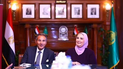 القباج ورئيس بنك مصر يوقعان بروتوكول تعاون لدعم المشروعات والمؤسسات الأهلية