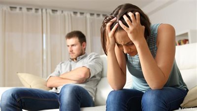 سالي أمام محكمة الأسرة: طلقوني من زوجي الحرامي!!