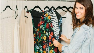 تفسير رؤية الملابس الجديدة في المنام.. فيديو جراف 