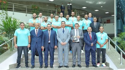 شريف فاروق: يكرم فريق البريد للمصارعة بعد حصوله على بطولة العظماء الخمسة الدولية 