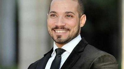 عراقية تتهم عبدالله رشدي بهتك عرضها..فيديو 