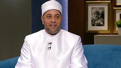 متصلة: هل النساء في الجنة محجبات؟.. والشيخ رمضان يرد