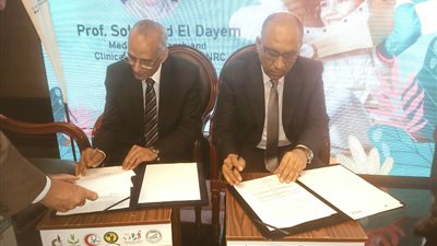 «القومي للطفولة والأمومة» يوقع بروتوكولًا لخدمة صحة الطفل والأم