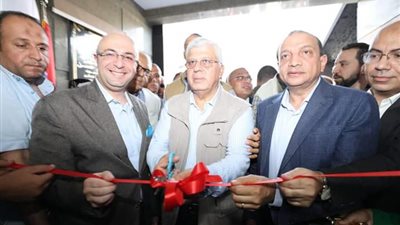 وزير التعليم العالي ومحافظ بني سويف يفتتحان عددًا من مشروعات الجامعة
