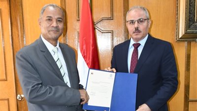 جامعة قناة السويس: الدكتور حسن نور وكيلًا لكلية الآداب لشؤون خدمة المجتمع وتنمية البيئة