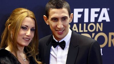 زوجة دي ماريا تروي قصة عهدها الأول في إنجلترا: 