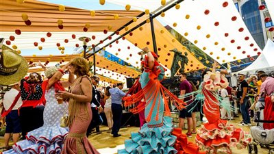 صور| على أنغام الفلامنكو.. معرض ملقا أسبوع من احتفالات الإسبانيات بنكهة الأندلس