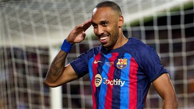 القصة الكاملة لسرقة منزل أوباميانج نحم برشلونة والاعتداء عليه