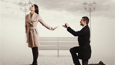 كيف ترفضين العريس بـ«اتيكيت»؟.. إيمان عفيفي توضح والبنات يسخرن