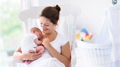 علماء الدين: إرضاع الأم لأطفالها واجب شرعي وقانوني دون أجر