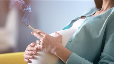 تعرفي على أضرار التدخين للمرأة الحامل.. أبرزها ضعف النمو البدني للطفل