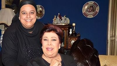 ابنة رجاء الجداوي في ذكرى ميلاد والدتها وفؤاد المهندس: «كانوا بيطفوا الشمع سوا» (صورة)