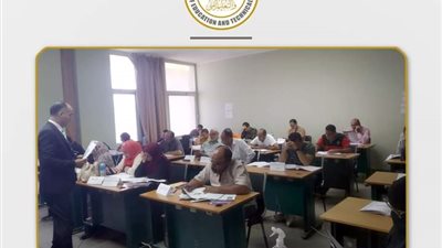 وزير التعليم يؤهل معلمي الصف الخامس للعام الدراسي الجديد