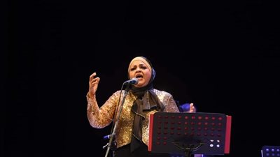 حنان ماضي لـ«هير نيوز»: «أفتقد عمالقة الكتابة.. وكورونا خلتني بنسى كلمات الأغاني على المسرح»