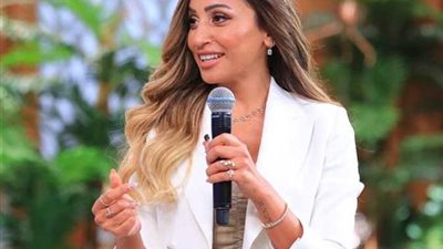 دينا الشربيني تظهر مع منى الشاذلي.. الخميس المقبل