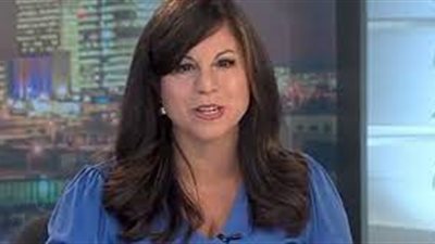 مذيعة تتعرض لجلطة على الهواء