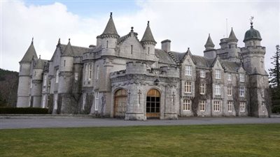 قلعة بالمورال.. من منبع سعادة الملكة إليزابيث إلى مقر موتها