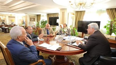 وزير التعليم العالي يعقد اجتماعًا لبحث نقل التجربة اليابانية في التعليم الفني والتكنولوجي إلى مصر