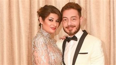 زوجة أحمد زاهر تتسبب في إثارة الجدل بالسعودية